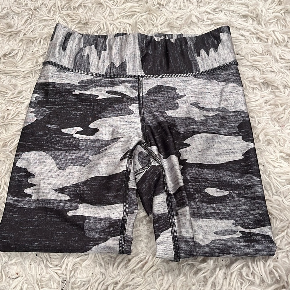 Terez size small leggings